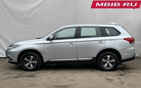 Mitsubishi Outlander III рестайлинг 3, 2017 год, 2 120 000 рублей, 8 фотография