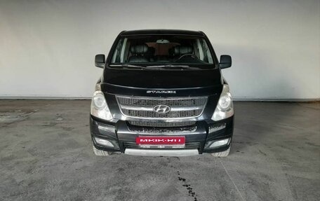 Hyundai Grand Starex Grand Starex I рестайлинг 2, 2011 год, 1 697 000 рублей, 2 фотография