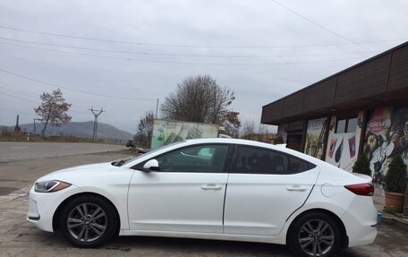 Hyundai Elantra VI рестайлинг, 2018 год, 1 500 000 рублей, 2 фотография