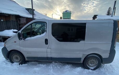 Renault Trafic, 2002 год, 1 000 000 рублей, 7 фотография