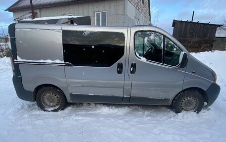 Renault Trafic, 2002 год, 1 000 000 рублей, 5 фотография