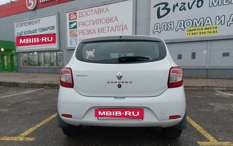 Renault Sandero II рестайлинг, 2019 год, 1 300 000 рублей, 4 фотография