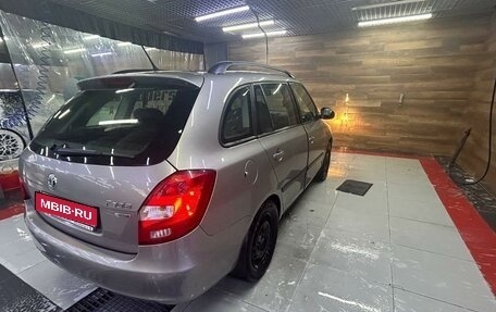 Skoda Fabia II, 2012 год, 900 000 рублей, 6 фотография