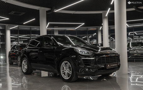 Porsche Macan I рестайлинг, 2015 год, 3 040 000 рублей, 2 фотография