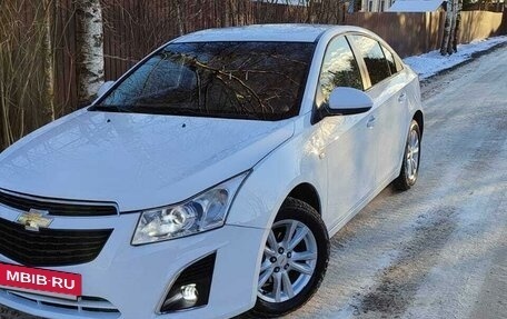 Chevrolet Cruze II, 2013 год, 870 000 рублей, 2 фотография