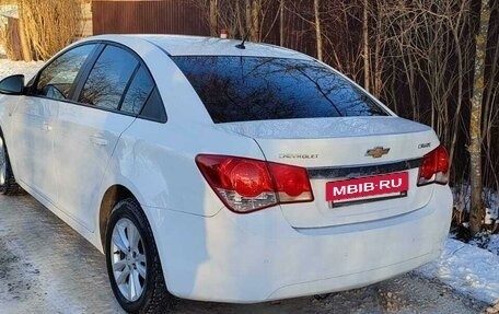 Chevrolet Cruze II, 2013 год, 870 000 рублей, 3 фотография