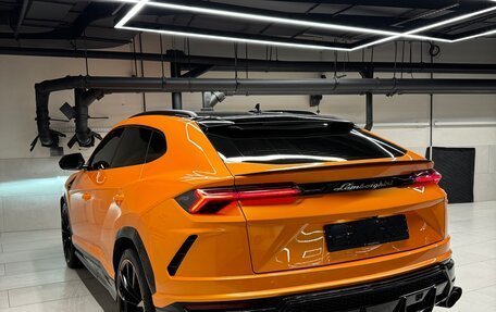 Lamborghini Urus I, 2021 год, 31 500 000 рублей, 3 фотография