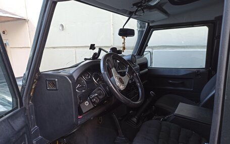 Land Rover Defender I, 2007 год, 3 100 000 рублей, 11 фотография