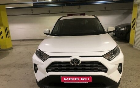 Toyota RAV4, 2021 год, 4 200 000 рублей, 5 фотография