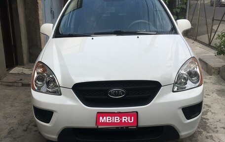 KIA Carens III (RP), 2008 год, 925 000 рублей, 1 фотография