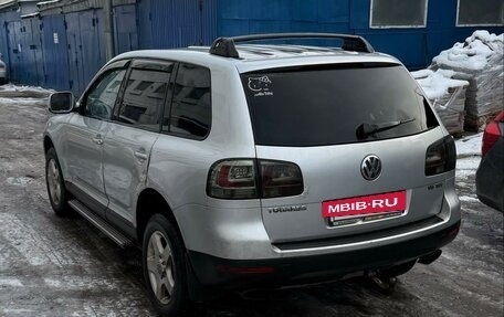 Volkswagen Touareg III, 2005 год, 880 000 рублей, 3 фотография