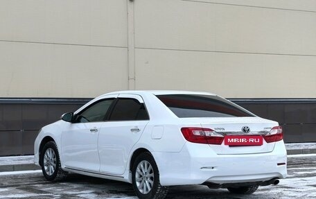 Toyota Camry, 2012 год, 1 700 000 рублей, 5 фотография