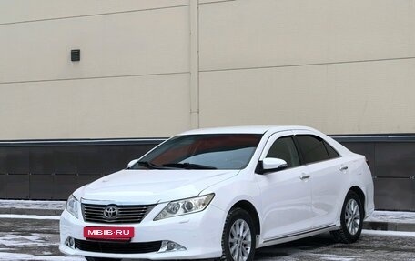 Toyota Camry, 2012 год, 1 700 000 рублей, 3 фотография