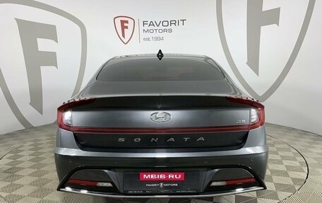 Hyundai Sonata VIII, 2019 год, 2 250 000 рублей, 3 фотография