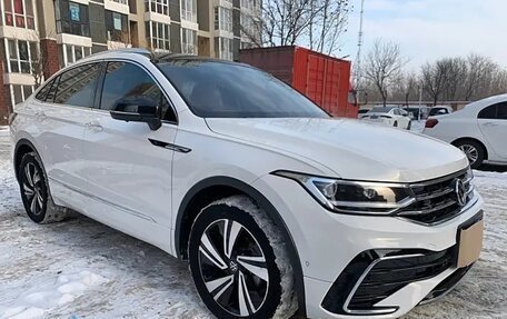 Volkswagen Tiguan II, 2021 год, 2 614 000 рублей, 8 фотография