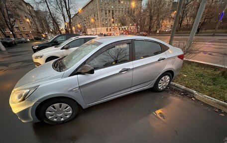 Hyundai Solaris II рестайлинг, 2013 год, 743 000 рублей, 4 фотография