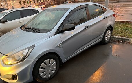 Hyundai Solaris II рестайлинг, 2013 год, 743 000 рублей, 6 фотография