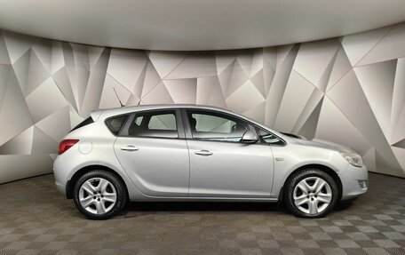 Opel Astra J, 2011 год, 749 000 рублей, 6 фотография