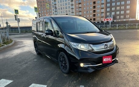 Honda Stepwgn IV, 2015 год, 2 150 000 рублей, 1 фотография