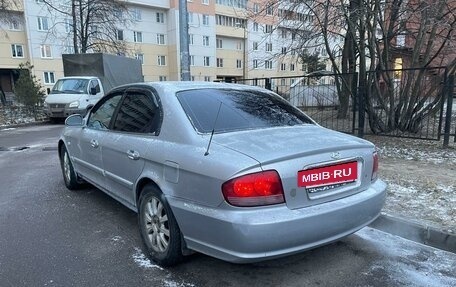 Hyundai Sonata IV рестайлинг, 2004 год, 299 000 рублей, 3 фотография