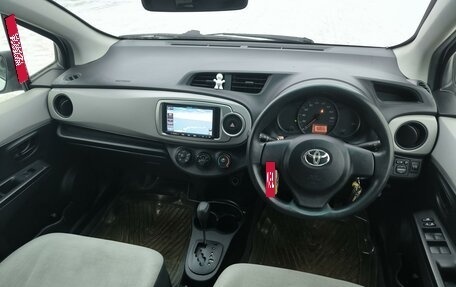 Toyota Vitz, 2014 год, 879 000 рублей, 18 фотография