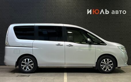 Nissan Serena IV, 2015 год, 1 740 000 рублей, 4 фотография