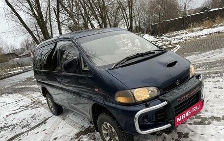 Mitsubishi Delica IV, 1997 год, 699 000 рублей, 9 фотография