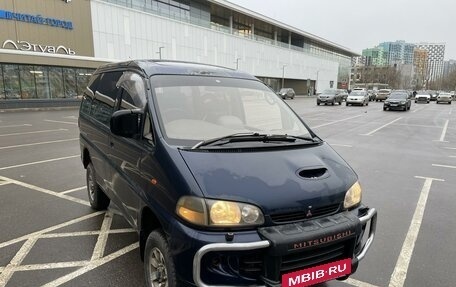 Mitsubishi Delica IV, 1997 год, 699 000 рублей, 31 фотография