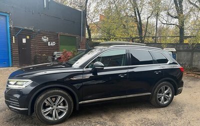 Volkswagen Touareg III, 2018 год, 4 350 000 рублей, 1 фотография