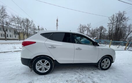 Hyundai ix35 I рестайлинг, 2013 год, 1 600 000 рублей, 1 фотография