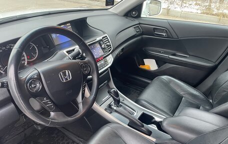 Honda Accord IX рестайлинг, 2013 год, 1 700 000 рублей, 5 фотография