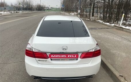 Honda Accord IX рестайлинг, 2013 год, 1 700 000 рублей, 8 фотография