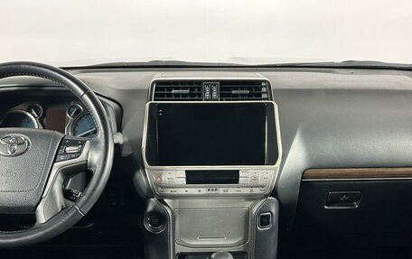 Toyota Land Cruiser Prado 150 рестайлинг 2, 2021 год, 7 399 000 рублей, 19 фотография