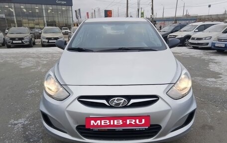 Hyundai Solaris II рестайлинг, 2013 год, 880 000 рублей, 2 фотография