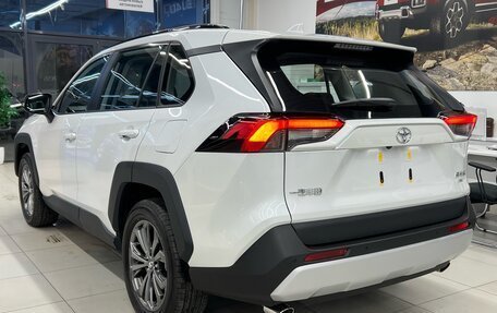 Toyota RAV4, 2024 год, 4 400 000 рублей, 4 фотография