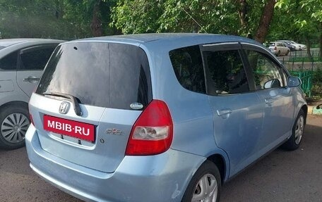 Honda Fit III, 2002 год, 370 000 рублей, 2 фотография