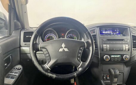 Mitsubishi Pajero IV, 2007 год, 1 686 300 рублей, 16 фотография