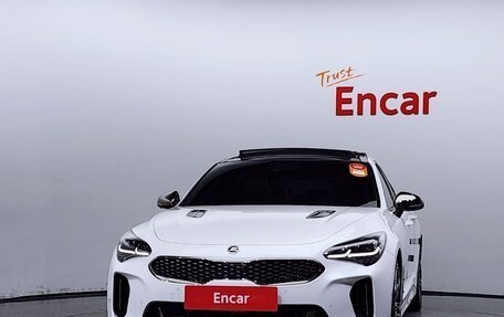 KIA Stinger I, 2020 год, 3 120 000 рублей, 2 фотография