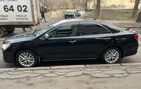 Toyota Camry, 2013 год, 1 700 000 рублей, 4 фотография