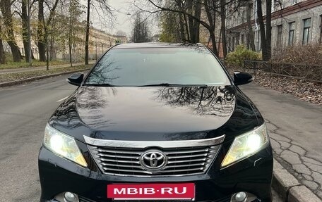 Toyota Camry, 2013 год, 1 700 000 рублей, 2 фотография