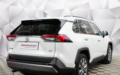 Toyota RAV4, 2021 год, 3 887 000 рублей, 6 фотография