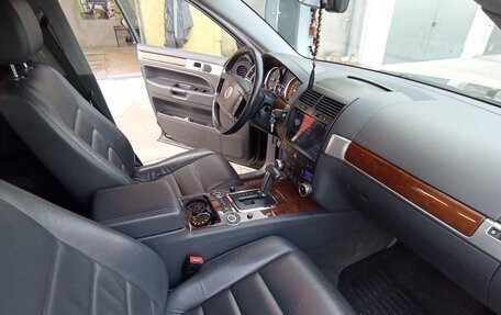 Volkswagen Touareg III, 2006 год, 1 450 000 рублей, 14 фотография