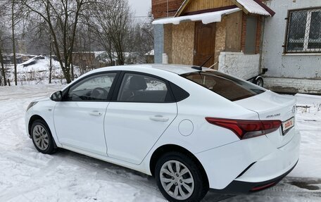 Hyundai Solaris II рестайлинг, 2020 год, 1 150 000 рублей, 4 фотография