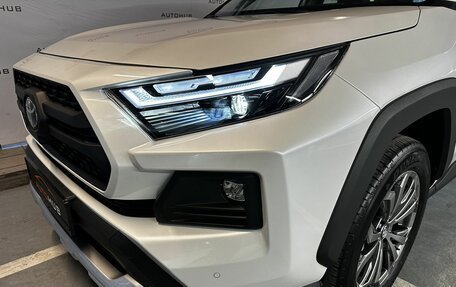 Toyota RAV4, 2024 год, 4 650 000 рублей, 8 фотография