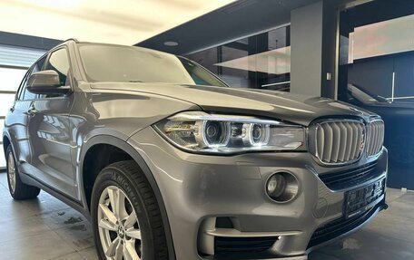 BMW X5, 2015 год, 3 070 000 рублей, 2 фотография