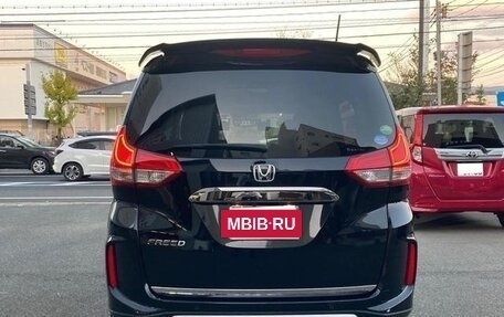 Honda Freed II, 2022 год, 1 350 000 рублей, 7 фотография