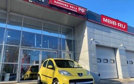 Peugeot 107 I рестайлинг, 2011 год, 400 000 рублей, 2 фотография