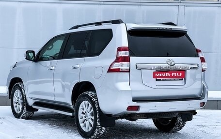 Toyota Land Cruiser Prado 150 рестайлинг 2, 2016 год, 3 995 000 рублей, 7 фотография