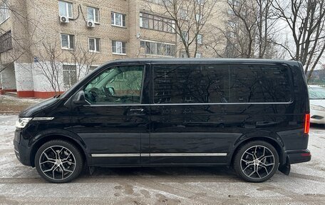 Volkswagen Multivan T6 рестайлинг, 2020 год, 6 950 000 рублей, 8 фотография