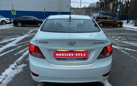 Hyundai Solaris II рестайлинг, 2011 год, 930 000 рублей, 6 фотография